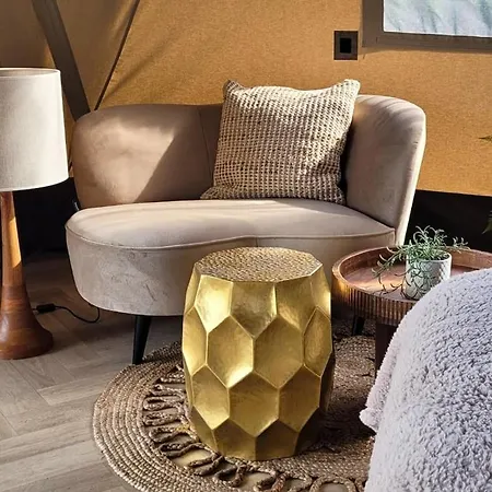 Luxe Glamping Dahlia